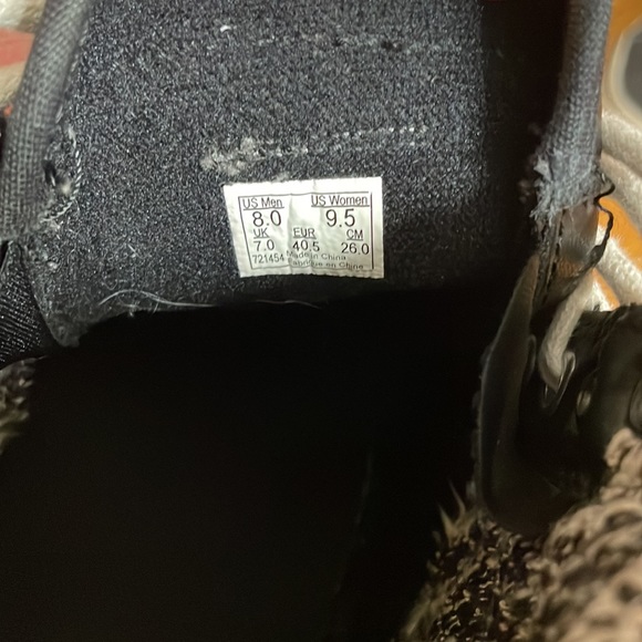 Sk8 Hi-MTE Vans Hightops - Picture 8 of 8